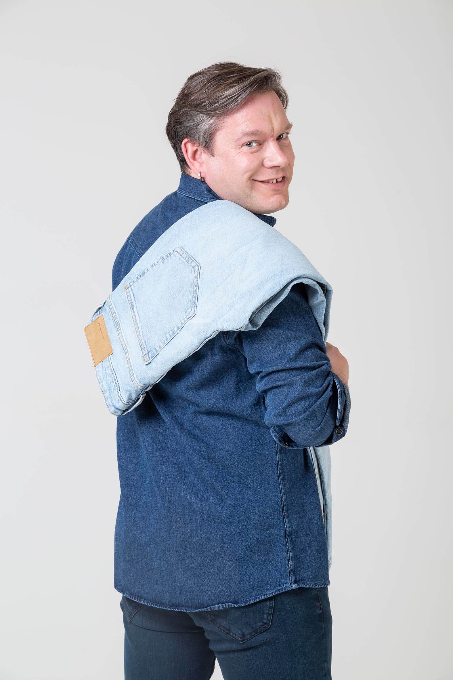 Nahoď „total denim look“ jako Matěj Ruppert