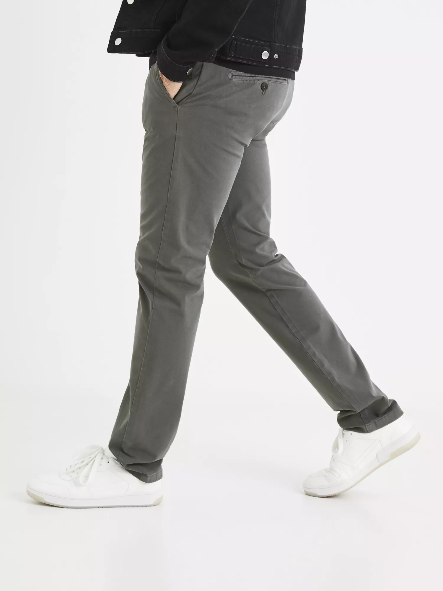 Kalhoty chino slim Tocharles (3) Kalhoty chino slim Tocharles (3)