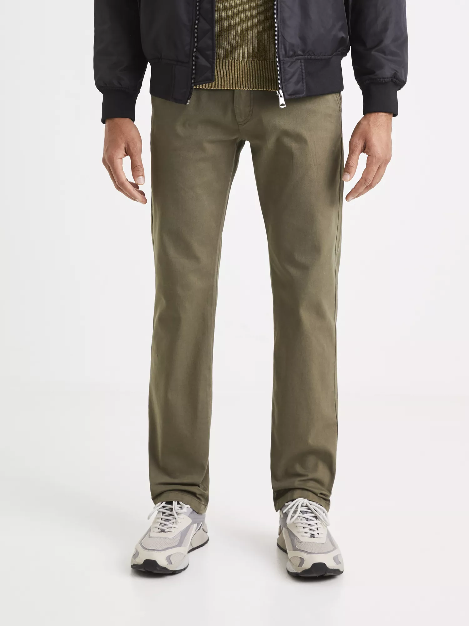Kalhoty chino straight bi-stretch (1) Kalhoty chino straight bi-stretch (1)