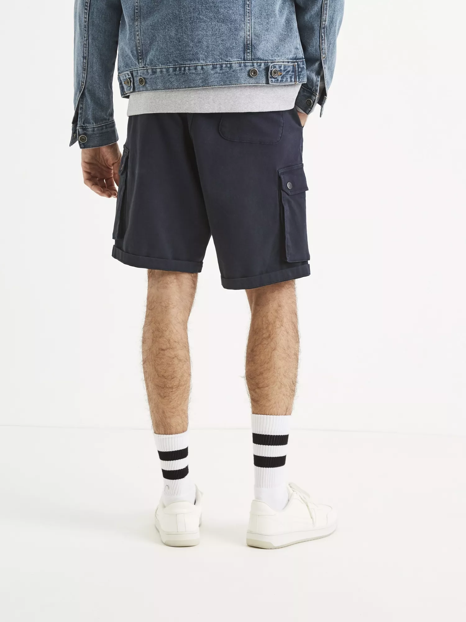 Kraťasy Tonobm chino s příměsí lnu (3) Kraťasy Tonobm chino s příměsí lnu (3)