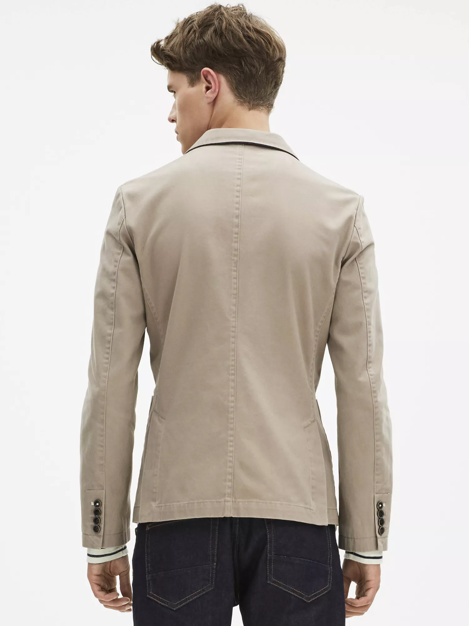 Blazer Fuone (2) Blazer Fuone (2)