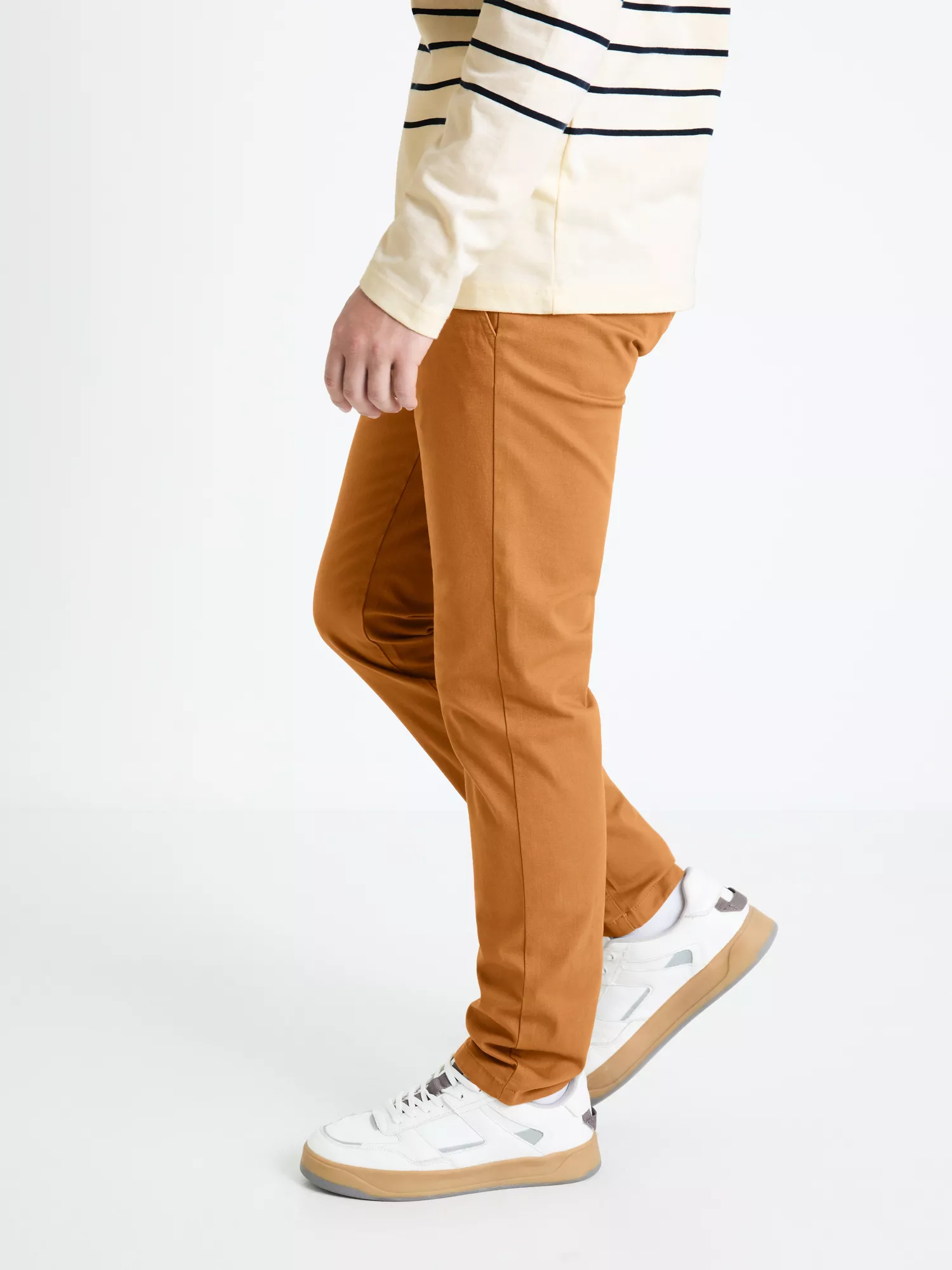 Kalhoty chino slim Tocharles (5) Kalhoty chino slim Tocharles (5)