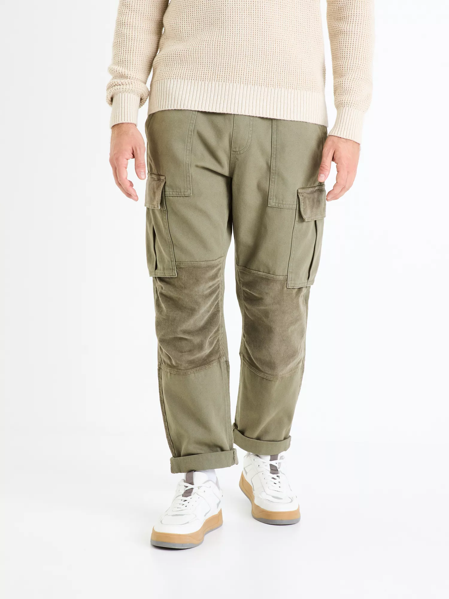 Kalhoty cargo Fovelour (1) Kalhoty cargo Fovelour (1)