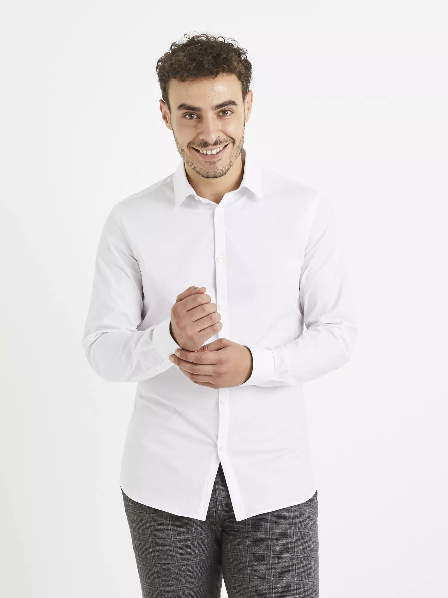 Košile Vaxavier střih extra slim (1) Košile Vaxavier střih extra slim (1)