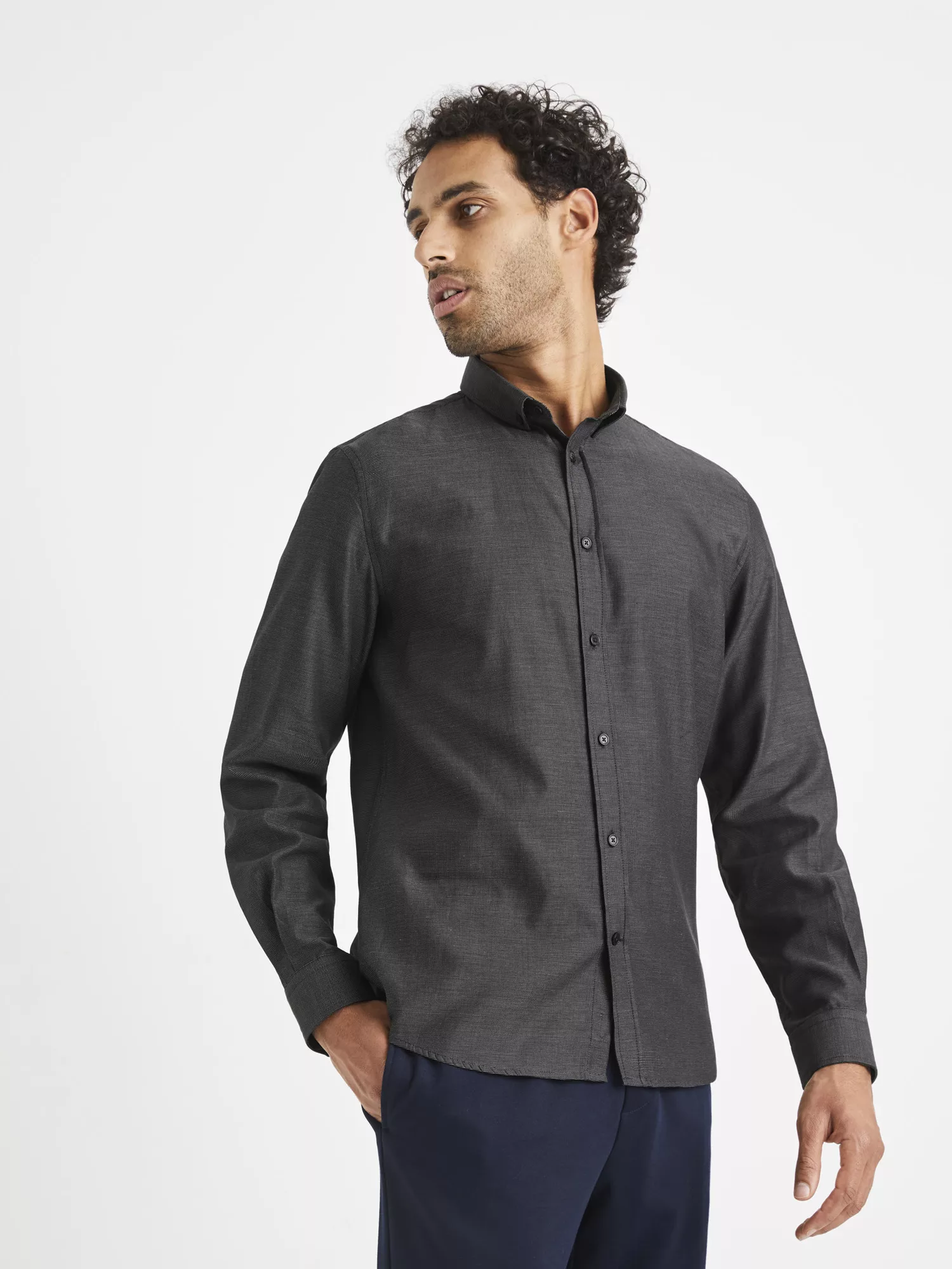 Košile Vamini slim fit (1) Košile Vamini slim fit (1)