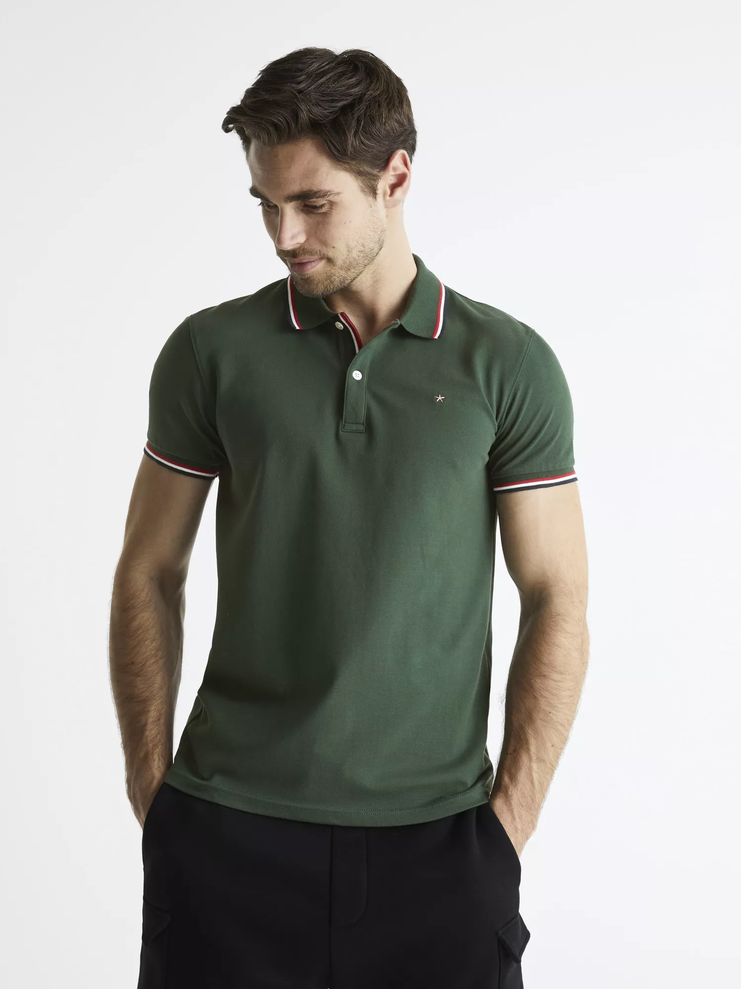 Polo tričko Necetwo z bavlny Supima® (1) Polo tričko Necetwo z bavlny Supima® (1)