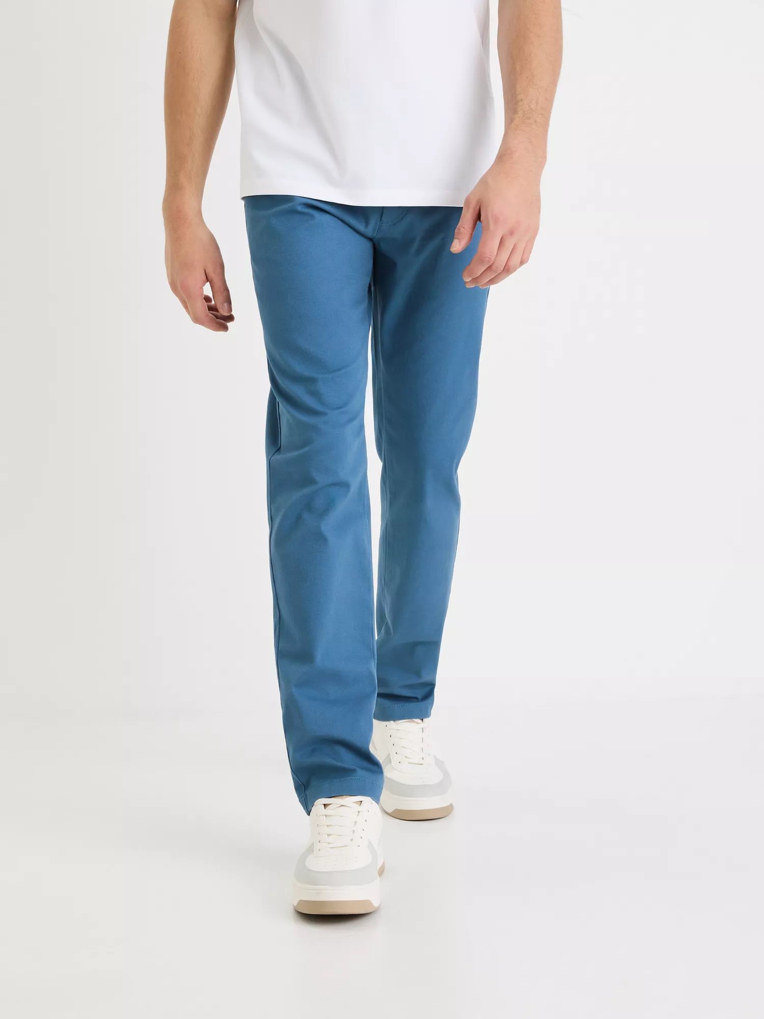 Kalhoty chino slim Tocharles (1) Kalhoty chino slim Tocharles (1)
