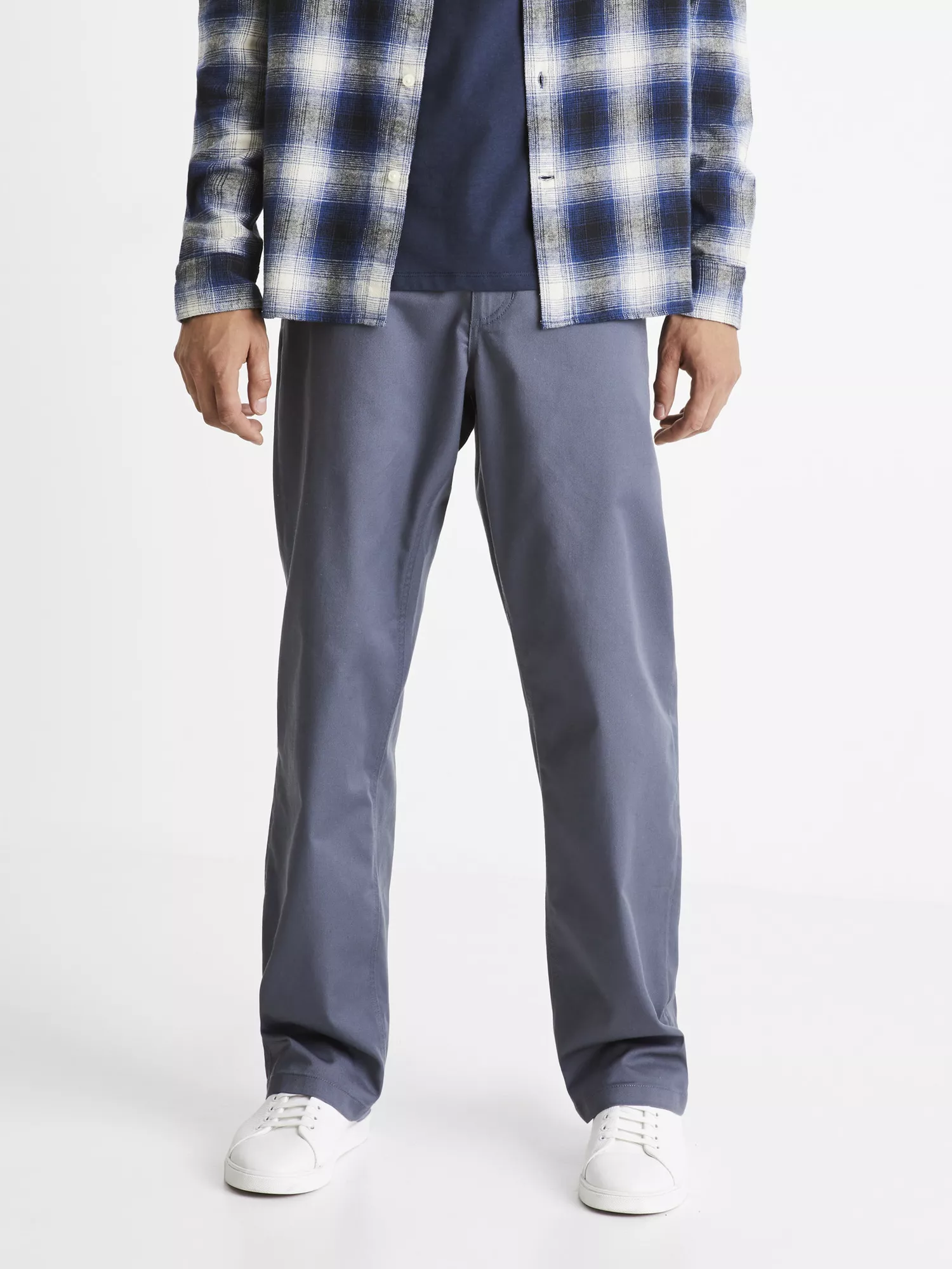 Kalhoty chino Coloose1 (1) Kalhoty chino Coloose1 (1)