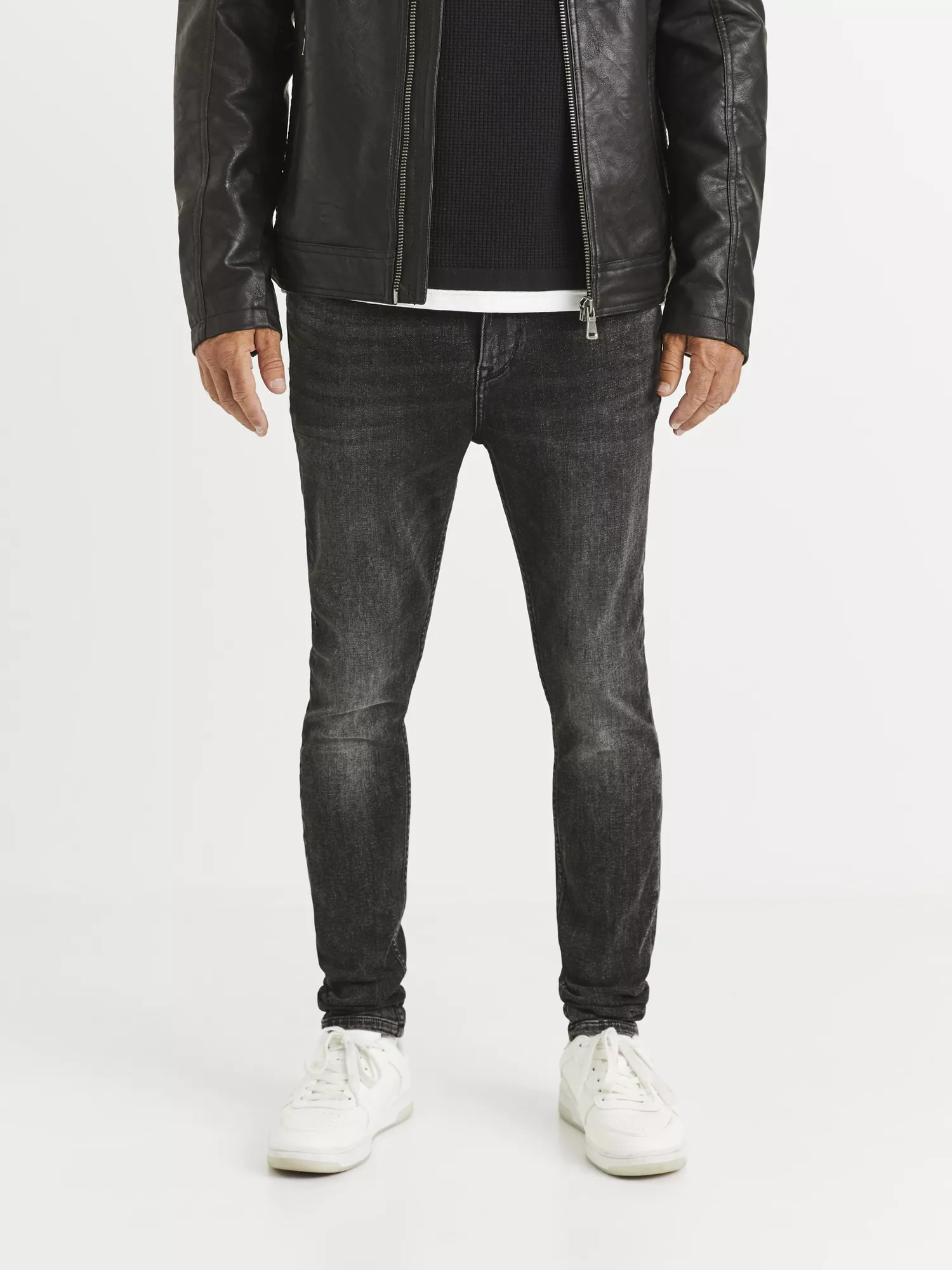 Džíny C45 Voskrey skinny (1) Džíny C45 Voskrey skinny (1)