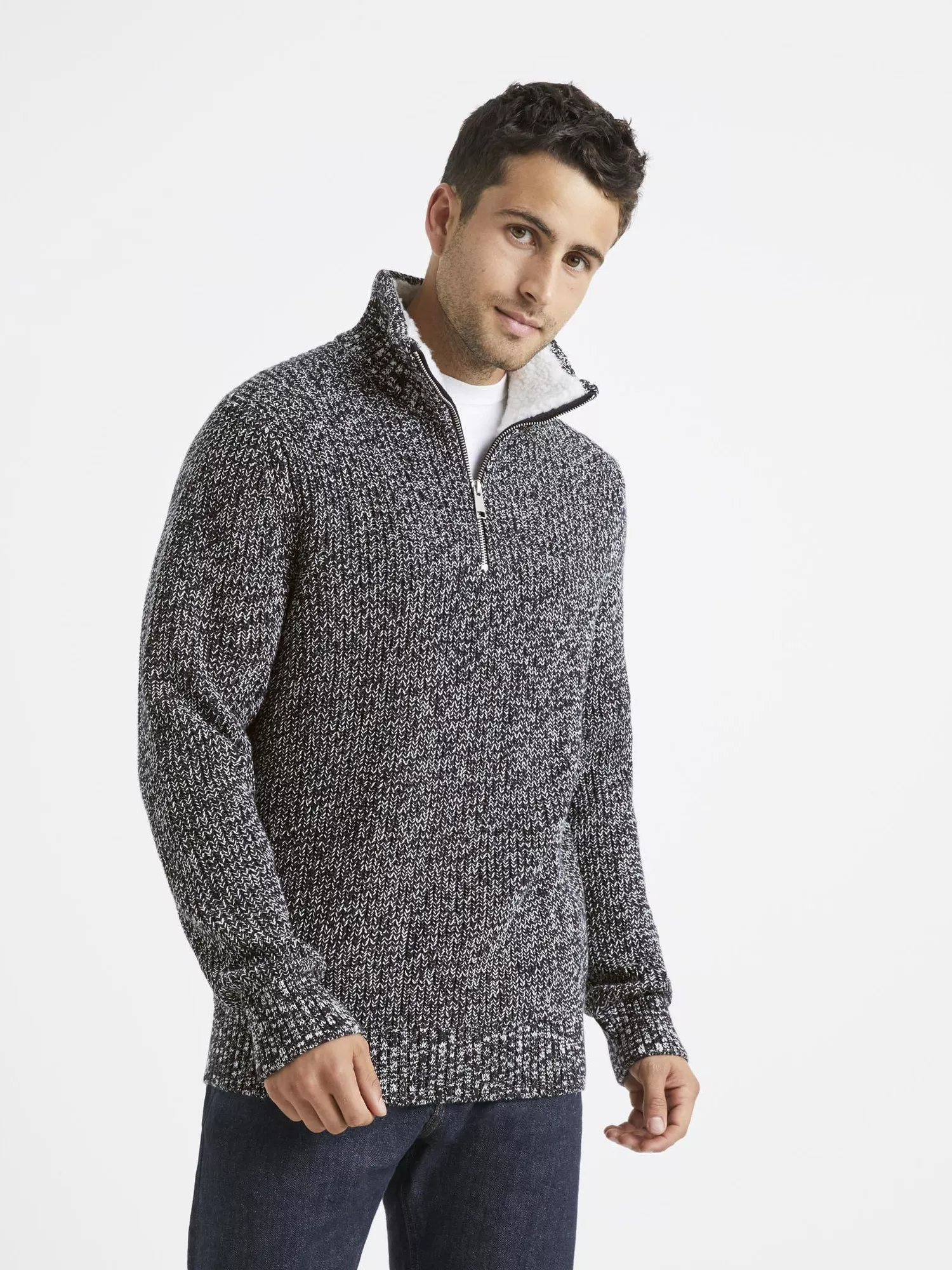 Svetr Veviking s límcem na zip (1) Svetr Veviking s límcem na zip (1)