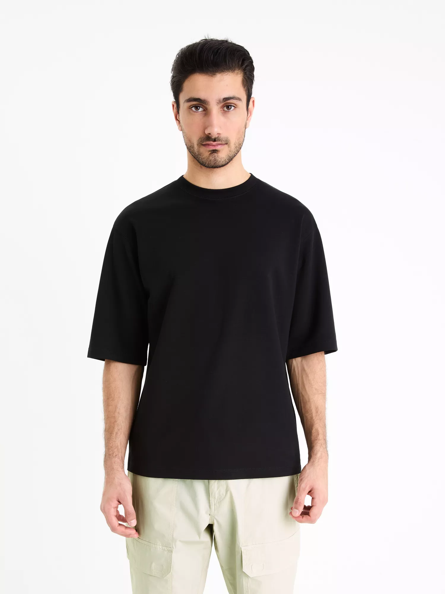 Tričko Gehem oversize (3) Tričko Gehem oversize (3)