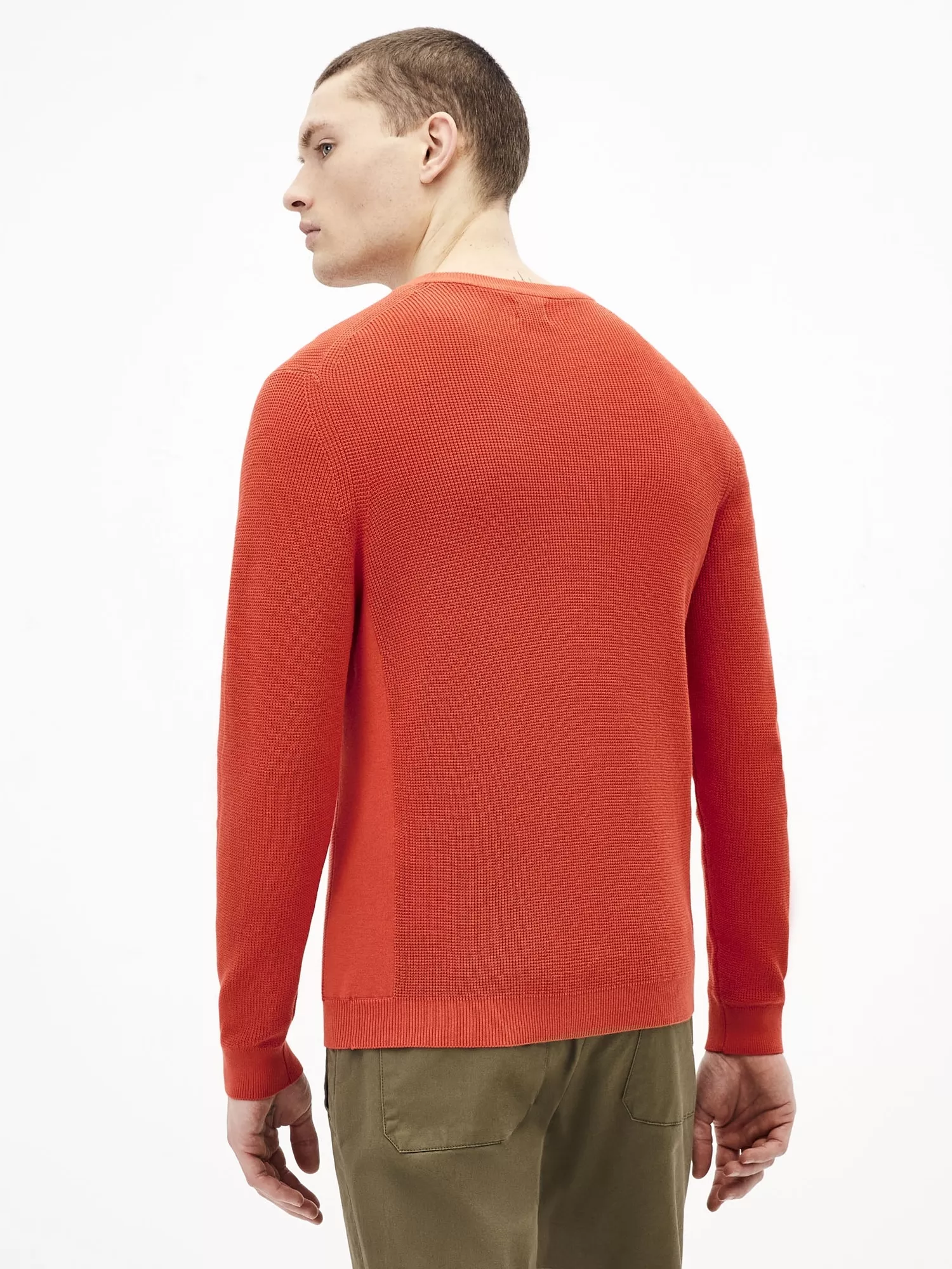 Pletený svetr Tepic s drobným vzorem (3)
