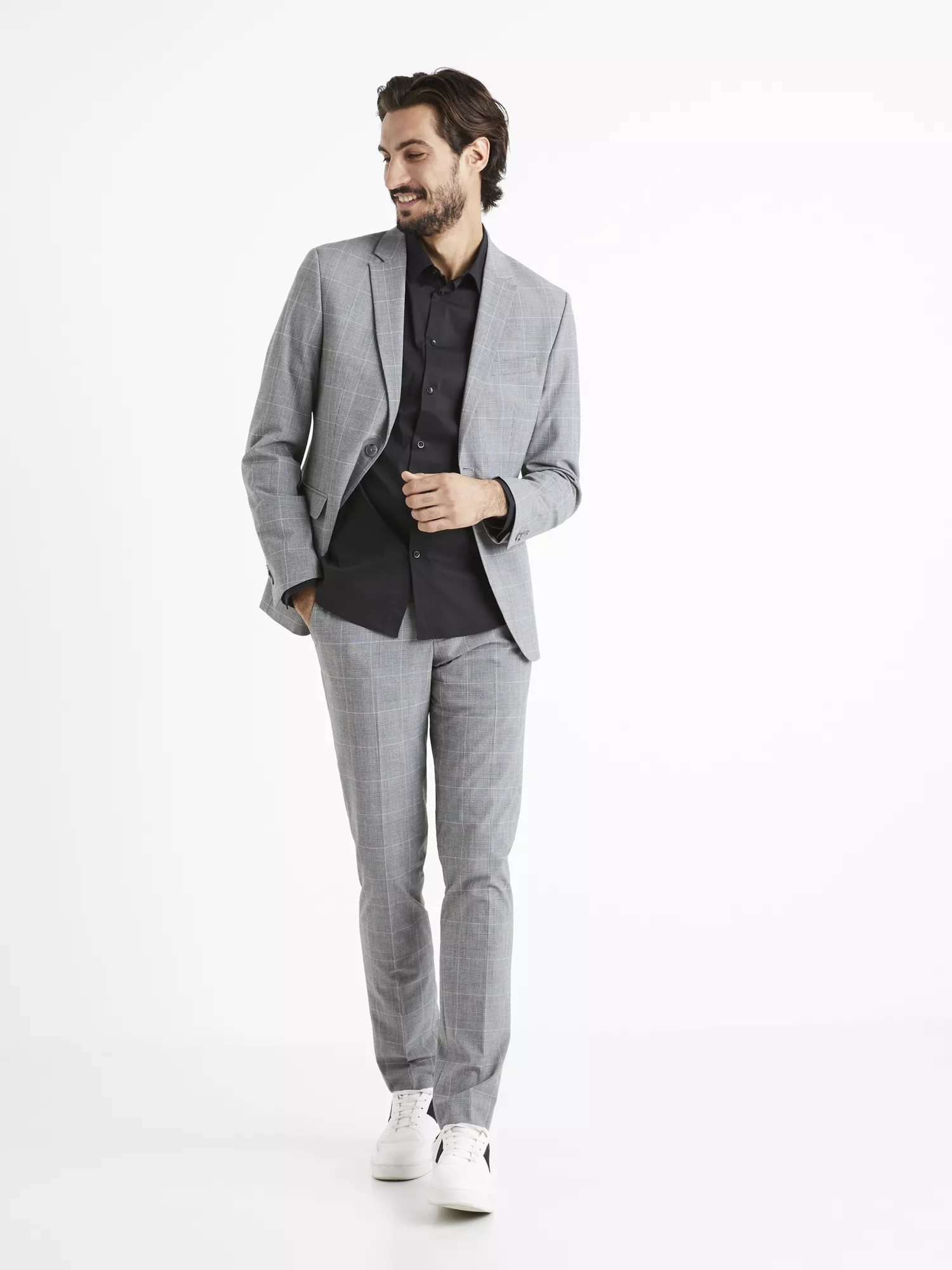 Oblekové sako slim Cuwales (3) Oblekové sako slim Cuwales (3)