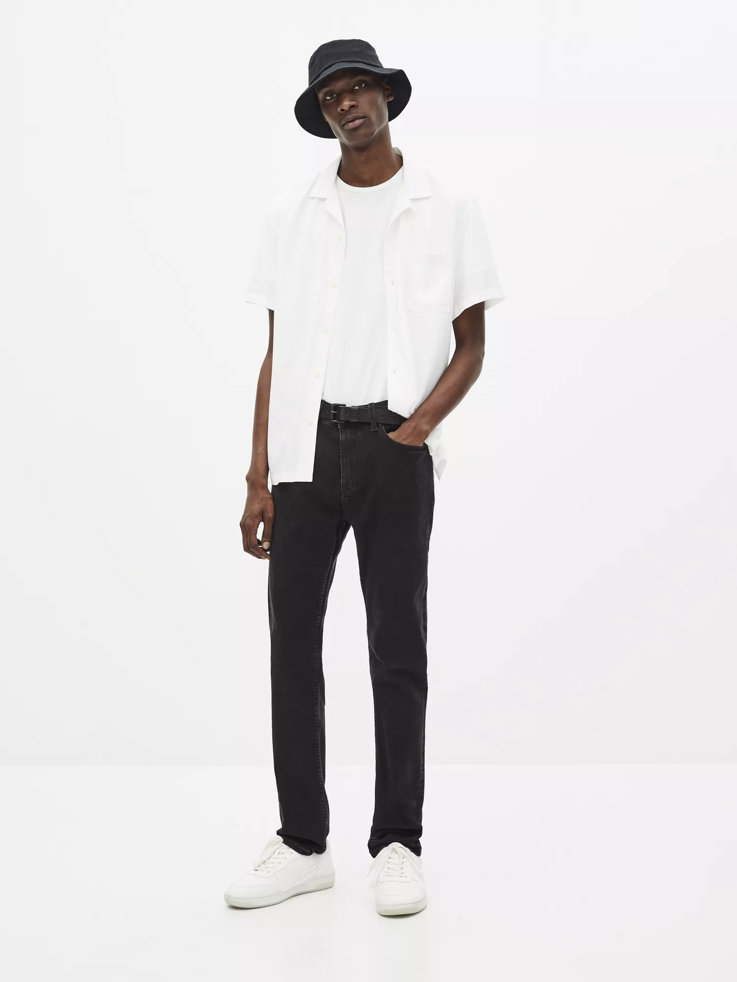 Džíny C25 Fosloir slim fit (2) Džíny C25 Fosloir slim fit (2)