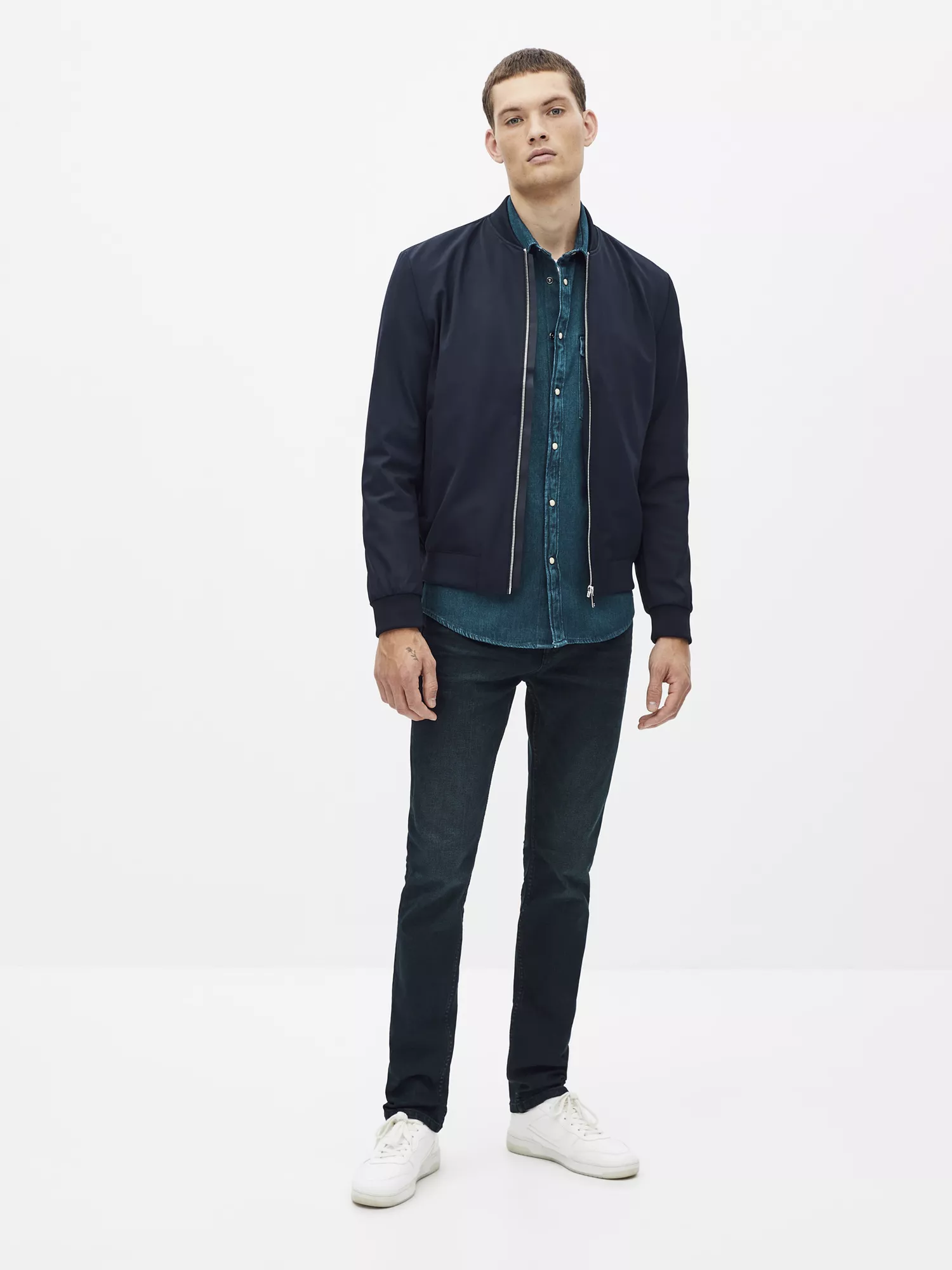 Džíny C25 Poslover slim (4) Džíny C25 Poslover slim (4)