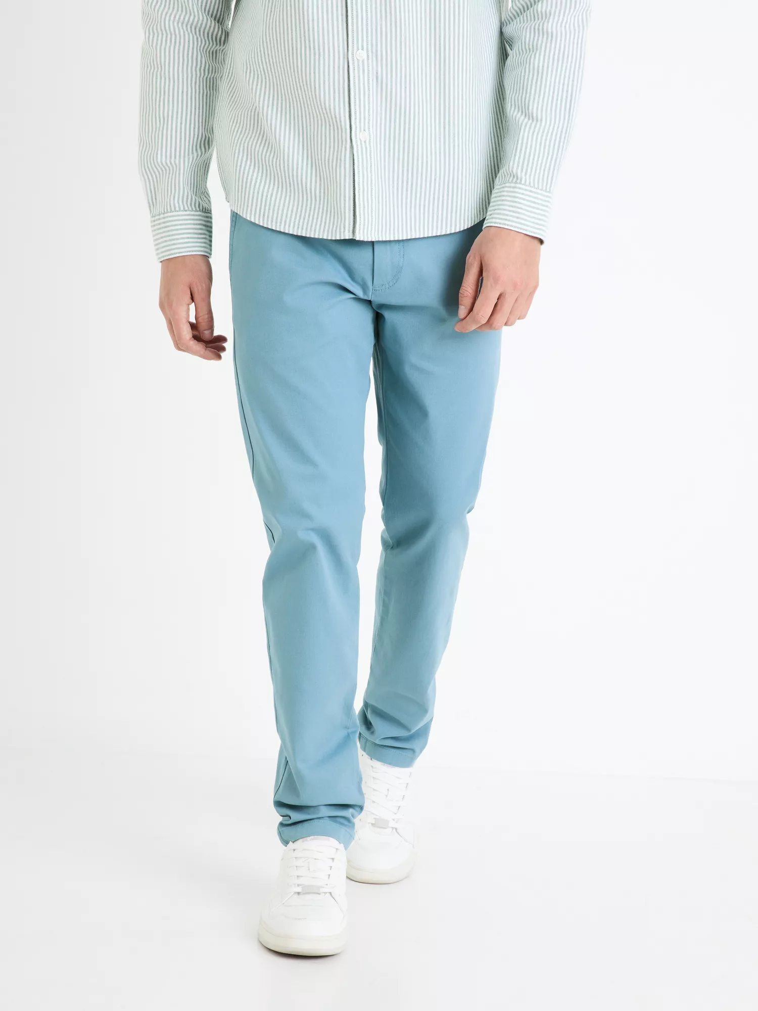 Kalhoty chino slim Tocharles (1) Kalhoty chino slim Tocharles (1)